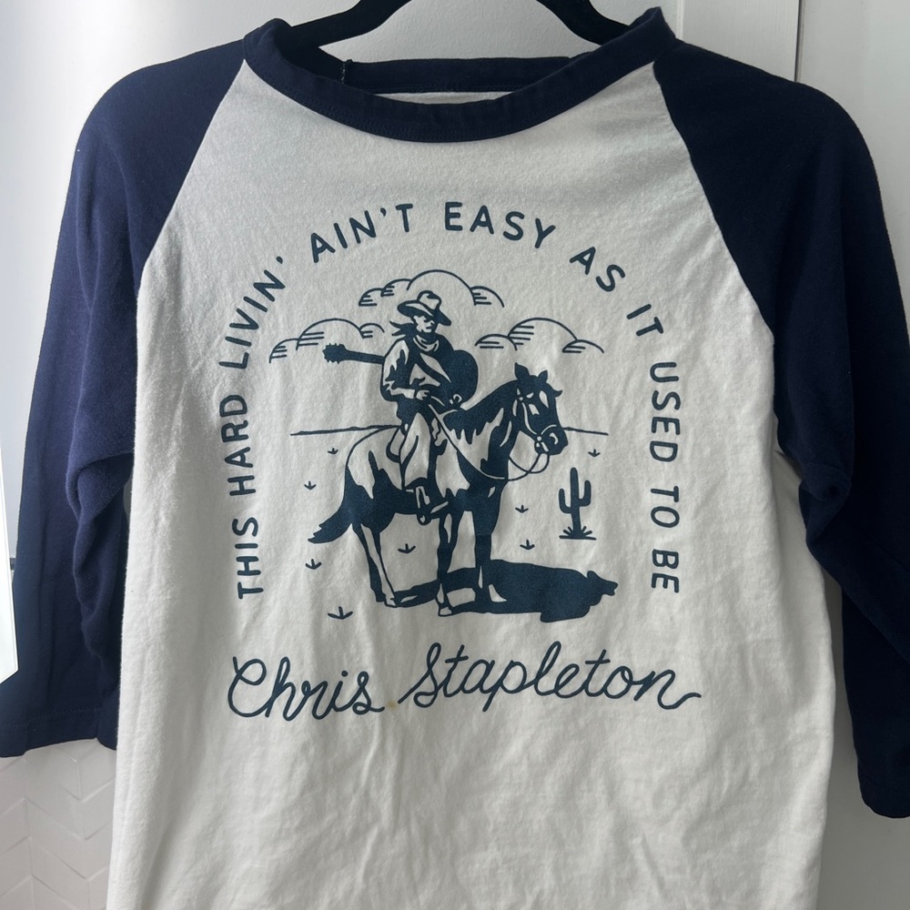 Chris Stapleton “hard Livin” Graphic Baseball Tee with Cowboy Print